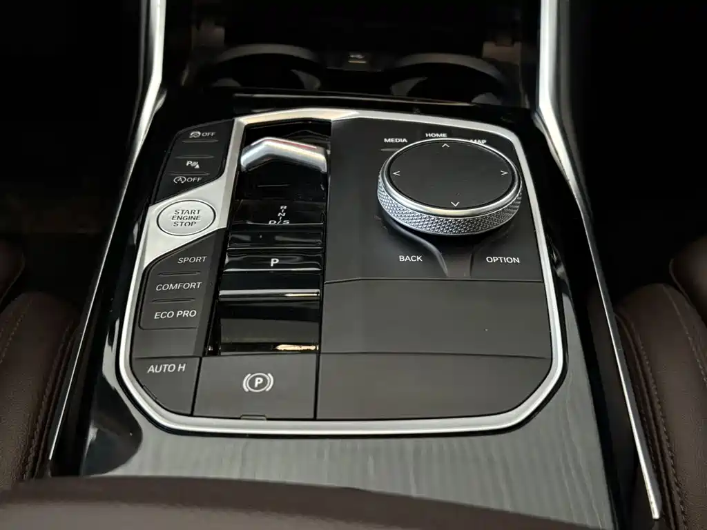 BMW 3 Series — миниатюра 11