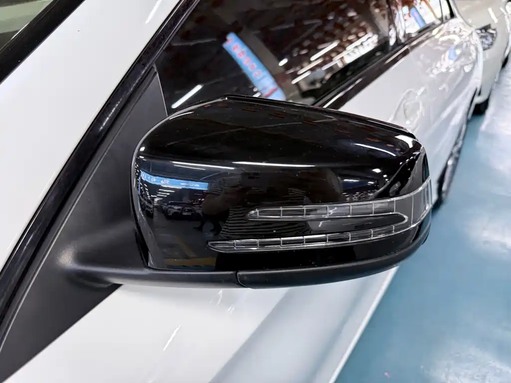 Mercedes-Benz CLA (Import) — миниатюра 6