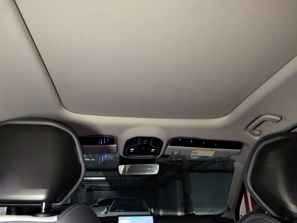 Geely Boyue L — миниатюра 15