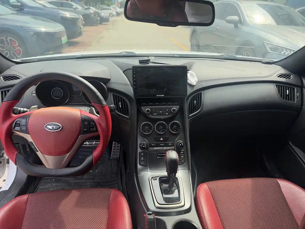 Hyundai Genesis Coupe — миниатюра 9