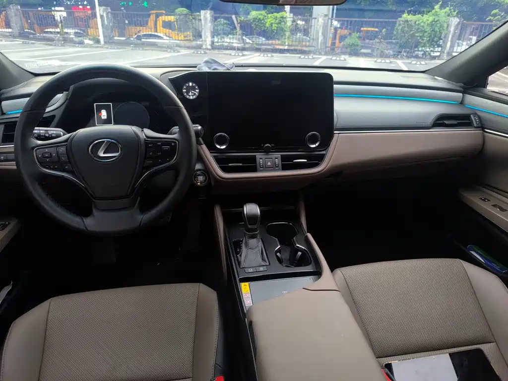 Lexus ES — миниатюра 6