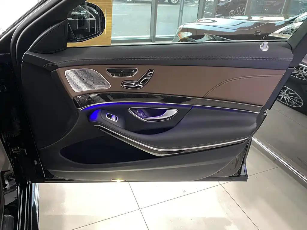 MERCEDES-BENZ S CLASS