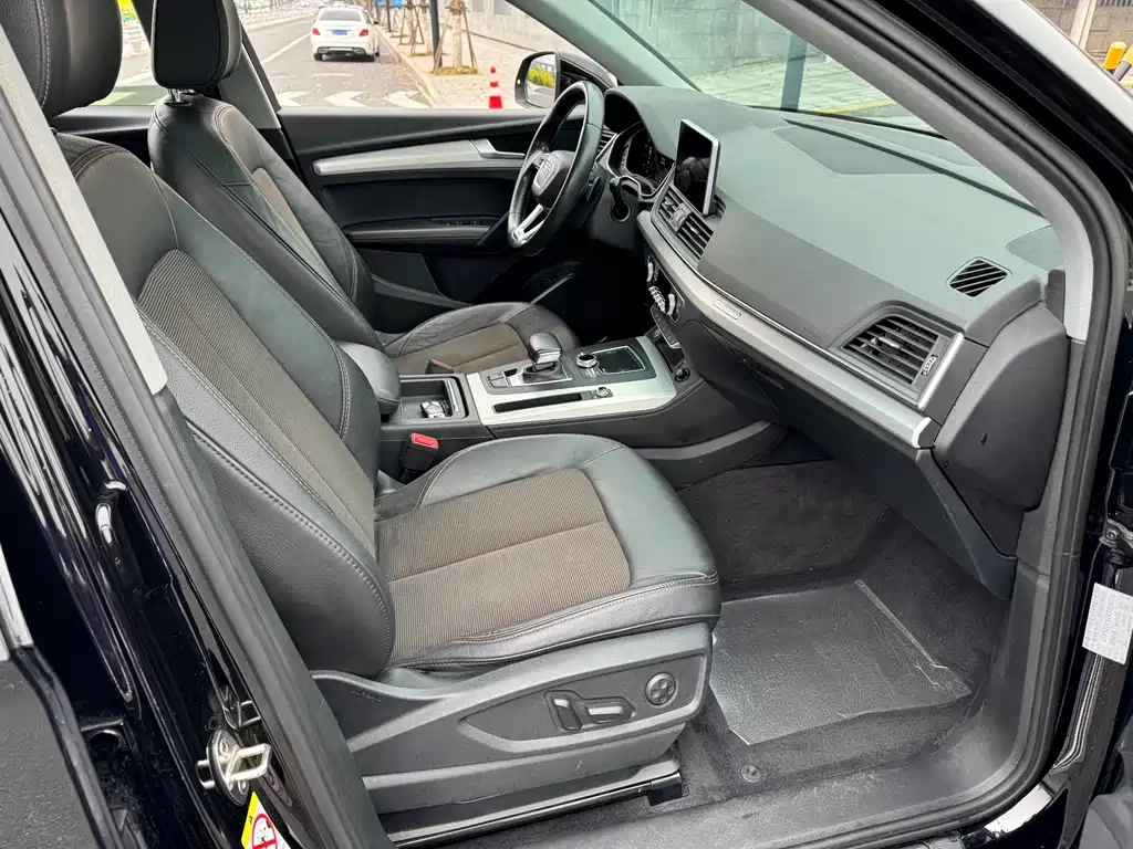 Audi Q5L — миниатюра 11