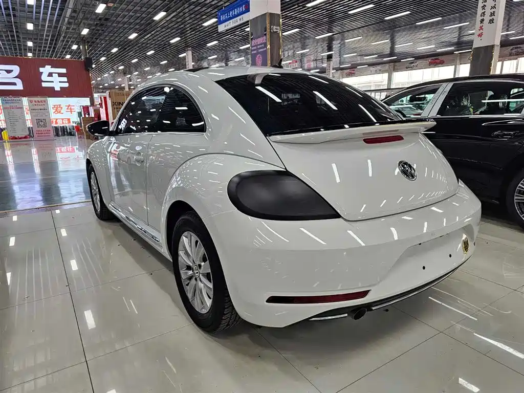 Volkswagen Beetle 180TSI Comfort Joy Edition, фото 3