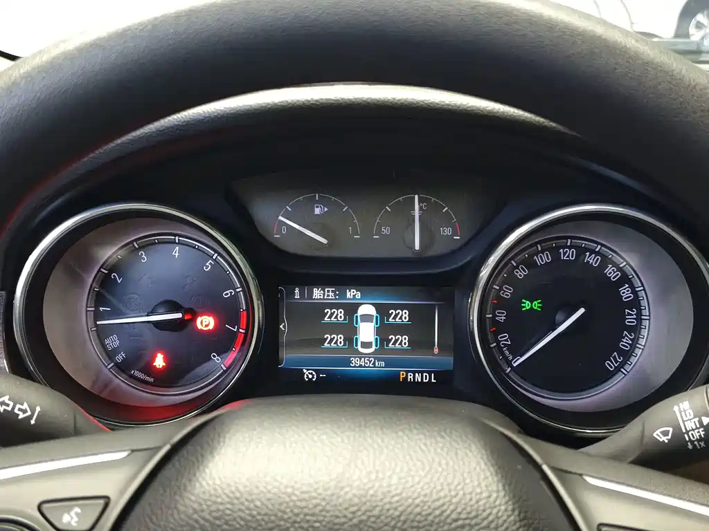Buick Verano — миниатюра 17