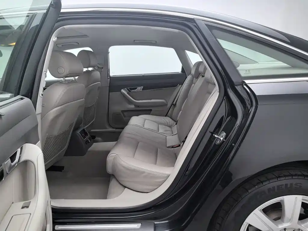 Audi A6L — миниатюра 15
