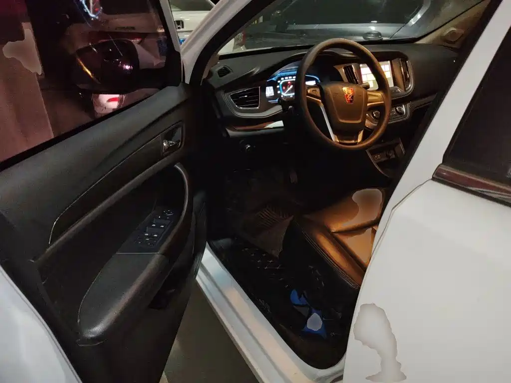 Roewe 360 — миниатюра 12