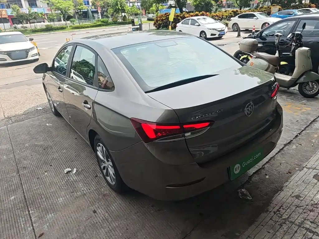 Buick Excelle — миниатюра 5