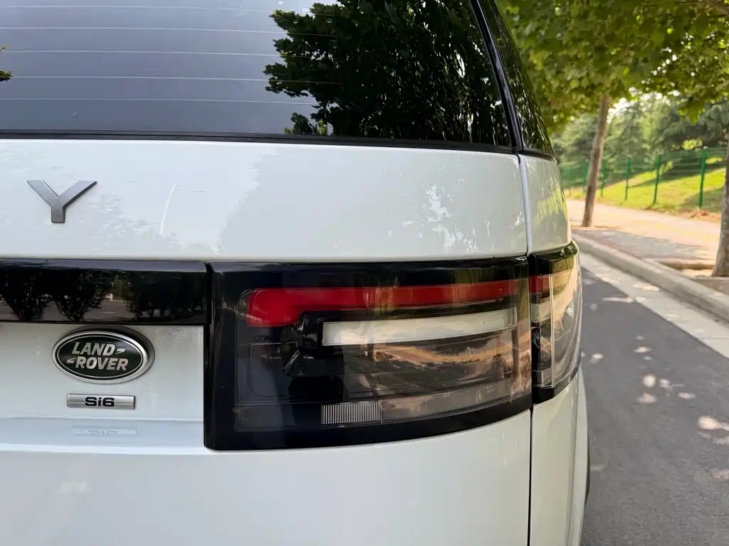 Land Rover Discovery - фото 19