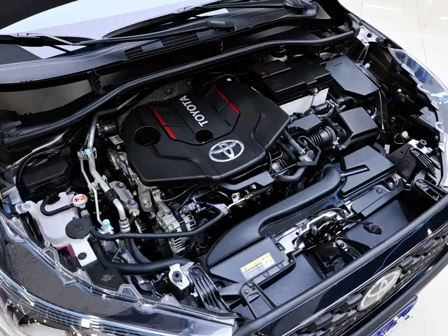 Toyota Corolla Cross — миниатюра 32
