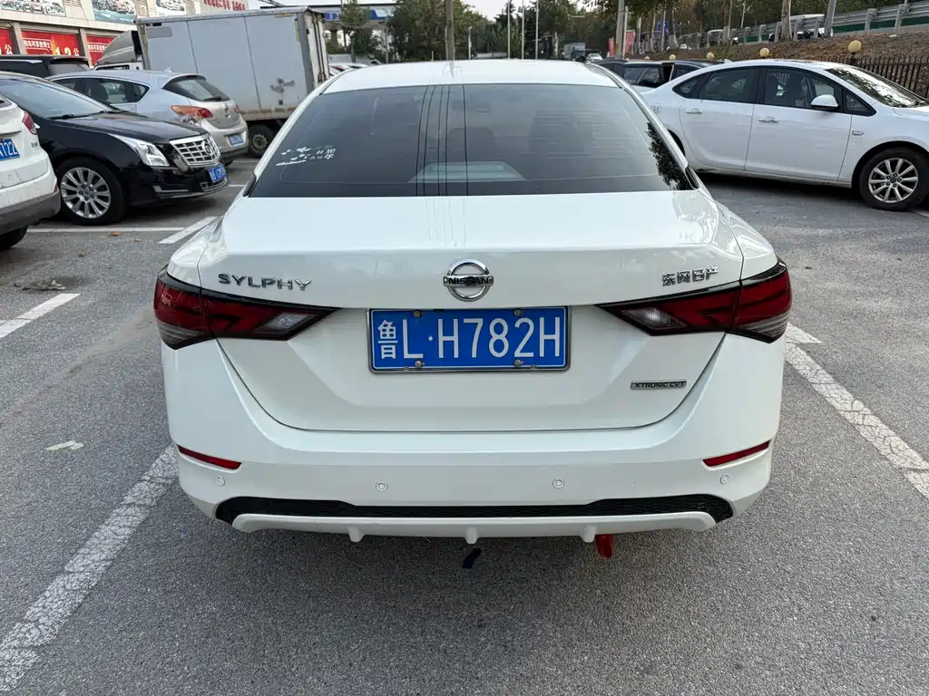 Nissan Sylphy — миниатюра 5