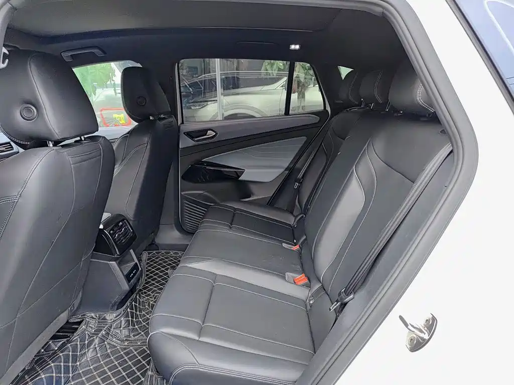 Volkswagen ID.4 X — миниатюра 8