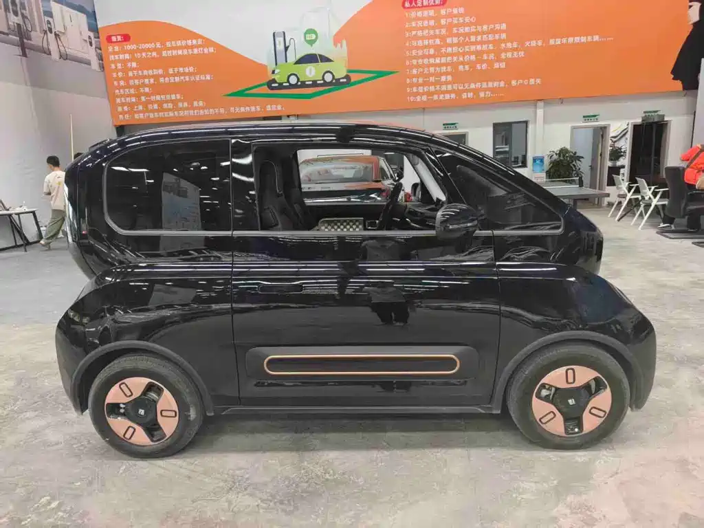 Baojun KiWi EV — миниатюра 4