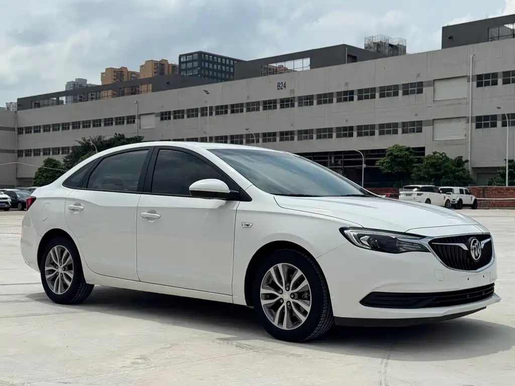 Buick Excelle — миниатюра 3