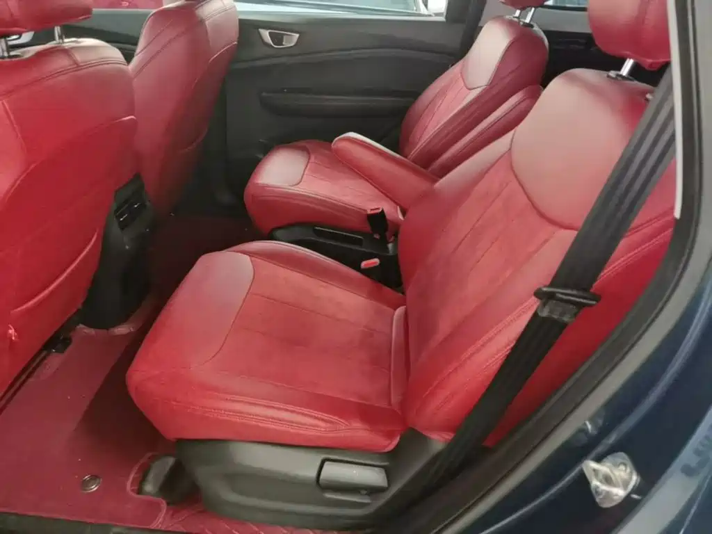 Wuling Jiachen — миниатюра 17