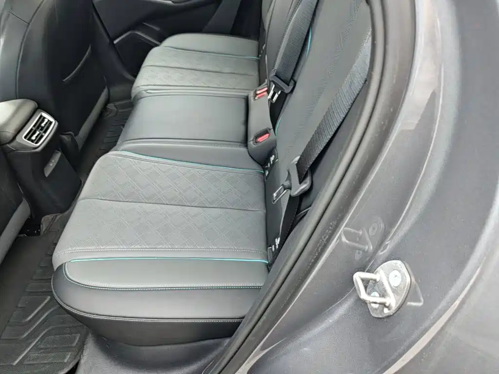 BYD Qin L — миниатюра 17
