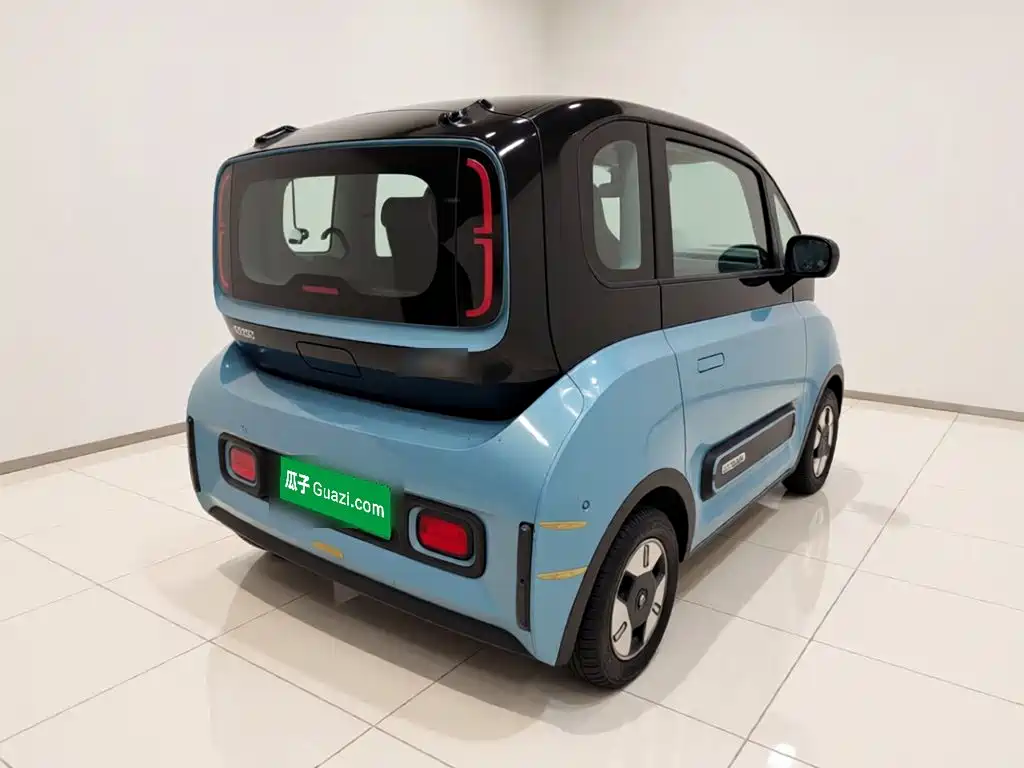 Baojun E300 — миниатюра 6