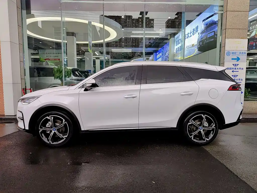 BYD Tang New Energy — миниатюра 3
