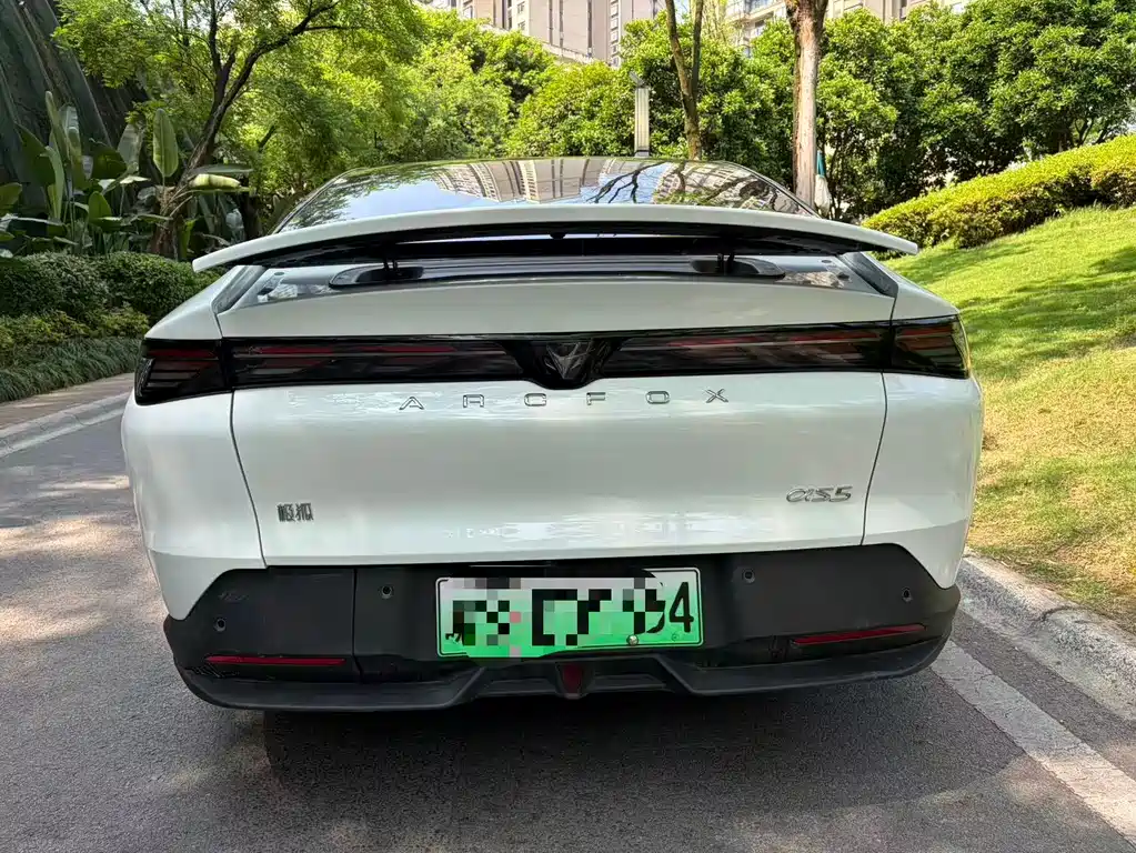 Arcfox Alfa Romeo S5 S5 2024 560MAX 185kW