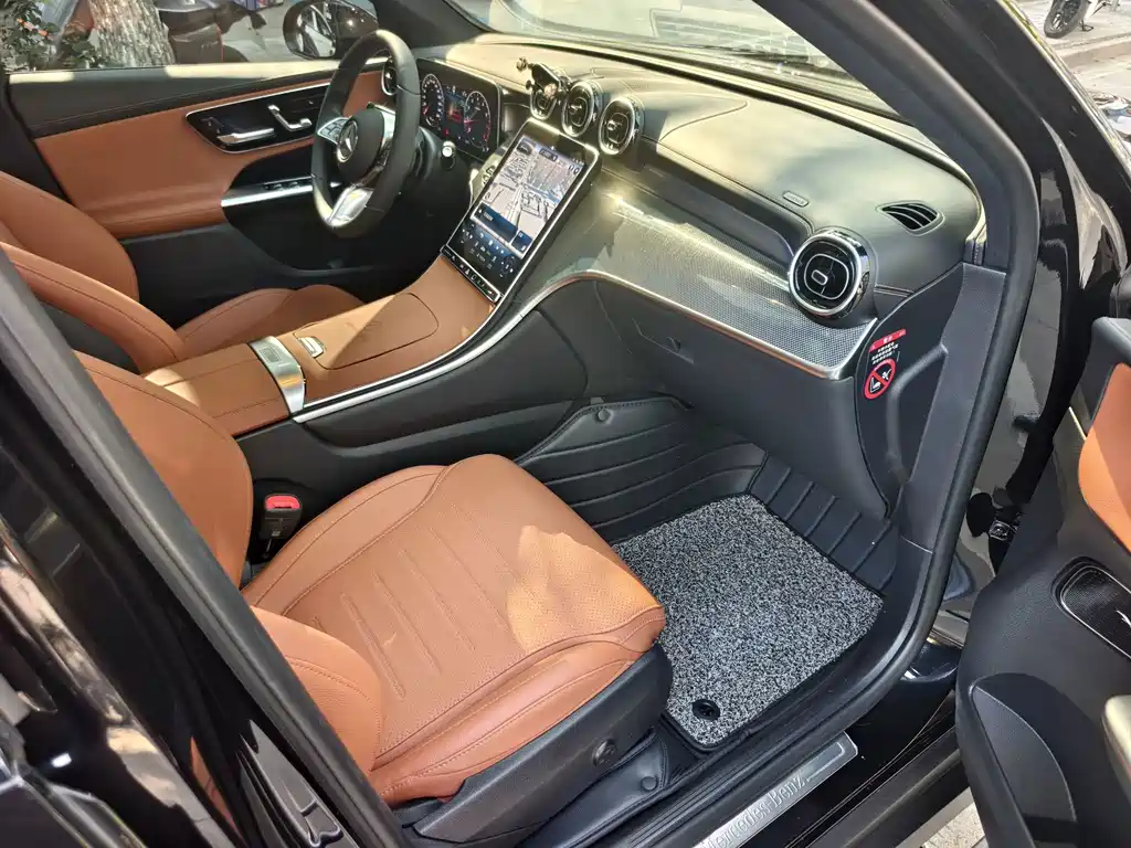 Mercedes-Benz GLC — миниатюра 10