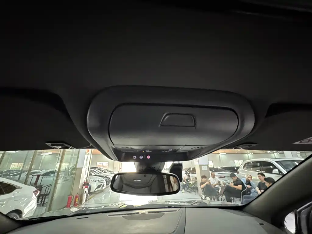 Cadillac XT5 — миниатюра 33