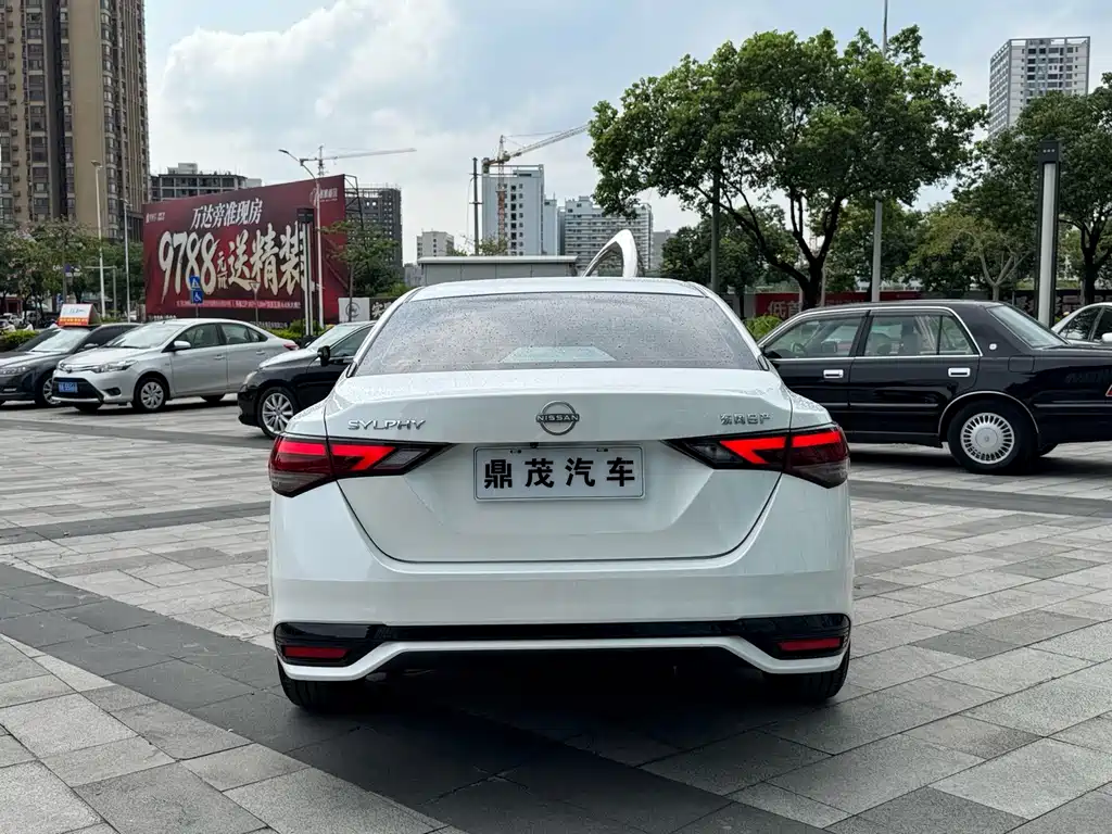 Nissan Sylphy — миниатюра 4