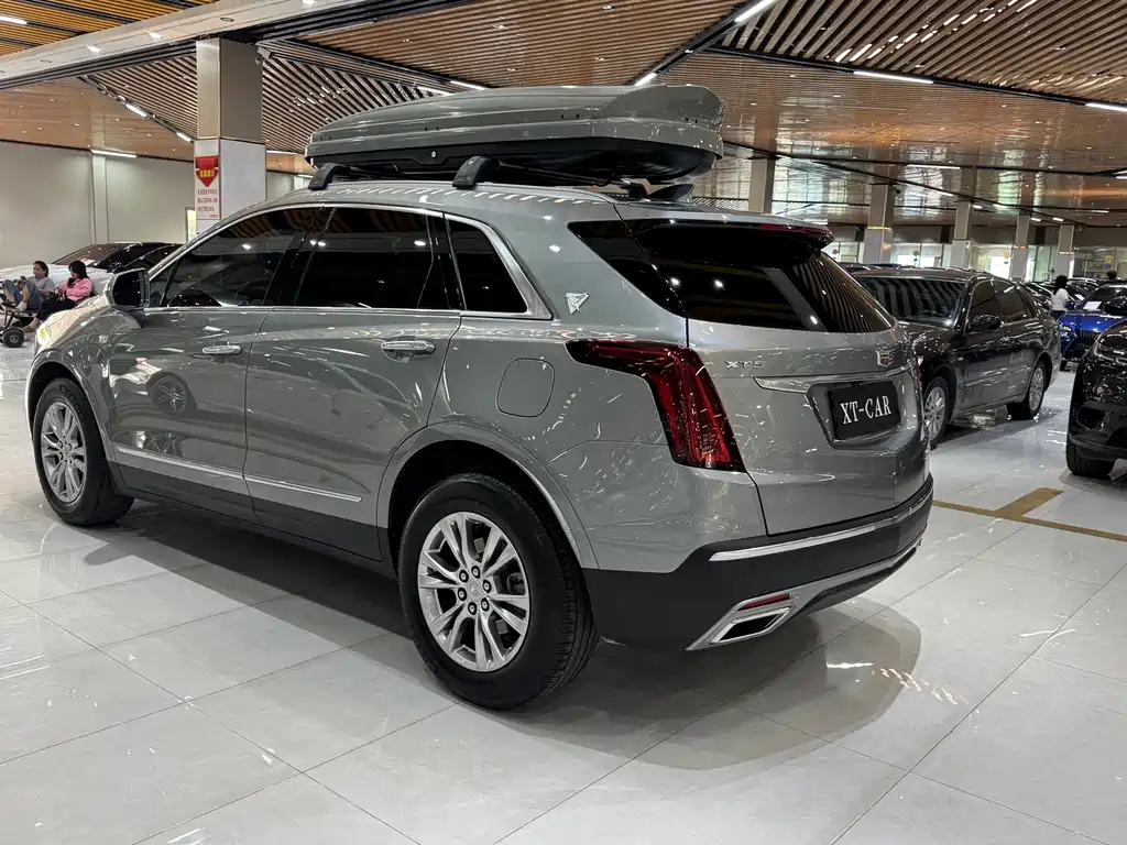 Cadillac XT5 — миниатюра 7