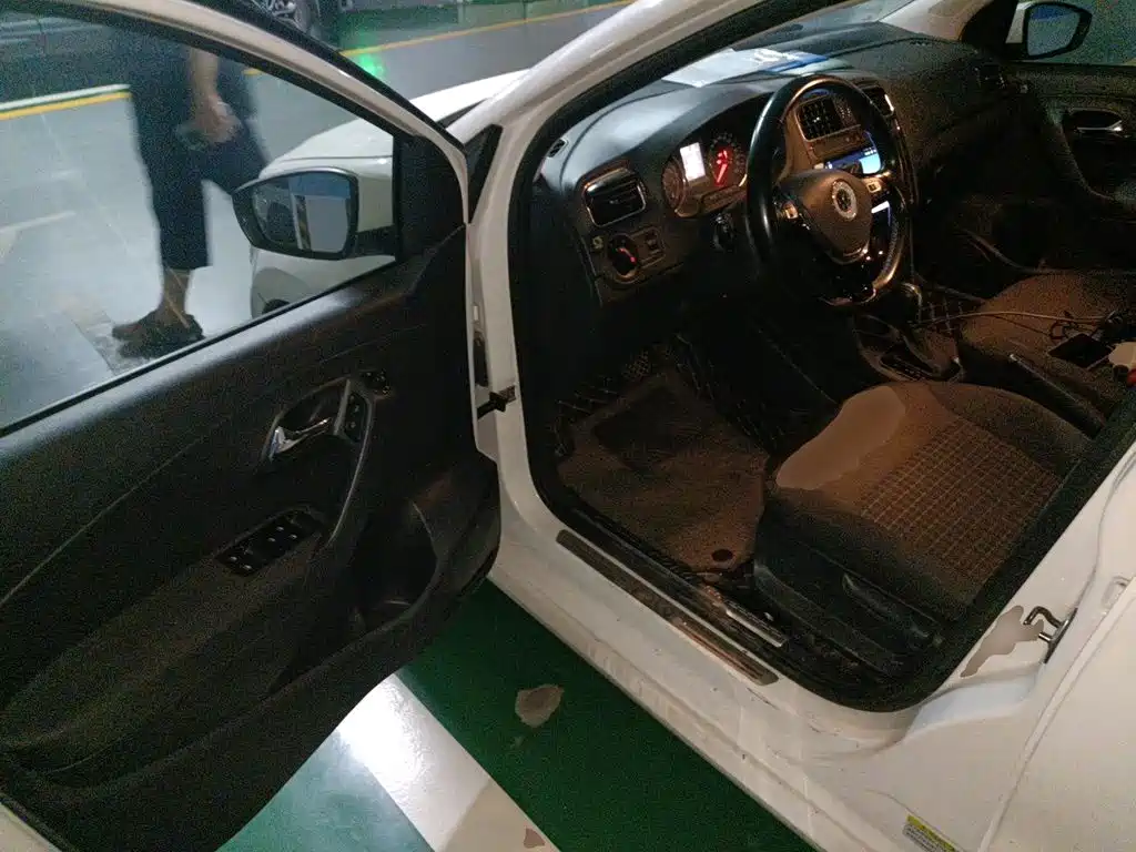 Volkswagen Polo — миниатюра 12