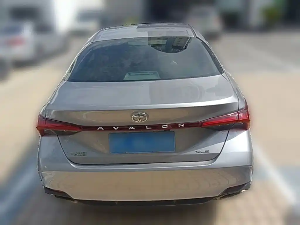 Toyota Avalon — миниатюра 8