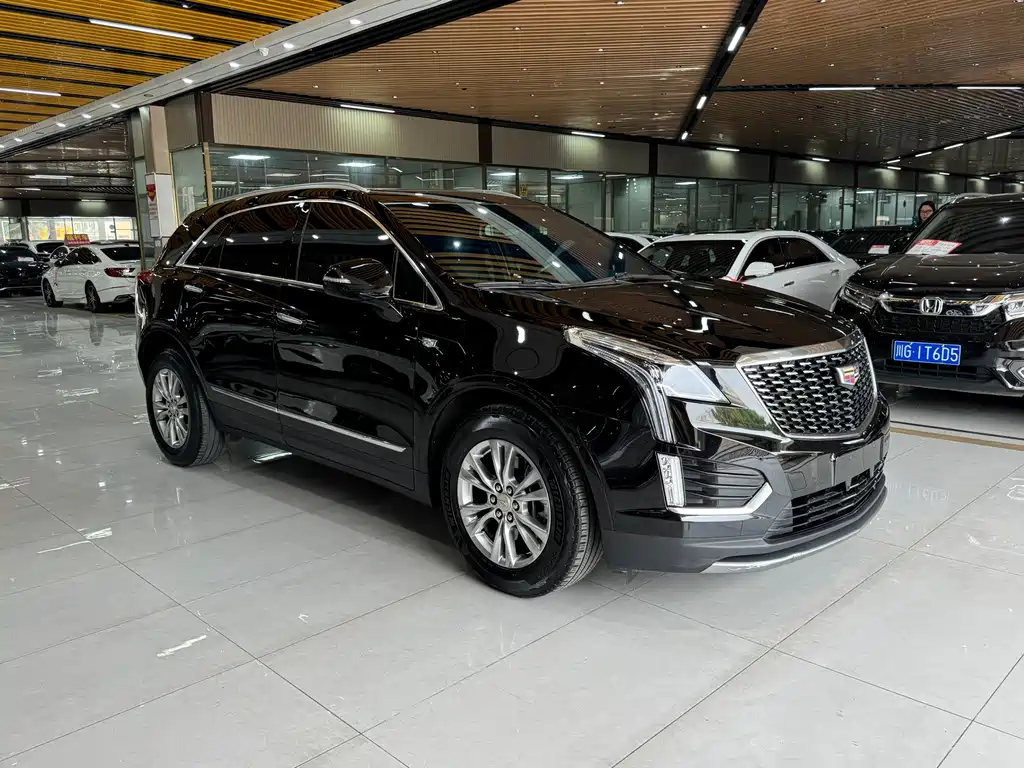 Cadillac XT5 — миниатюра 3