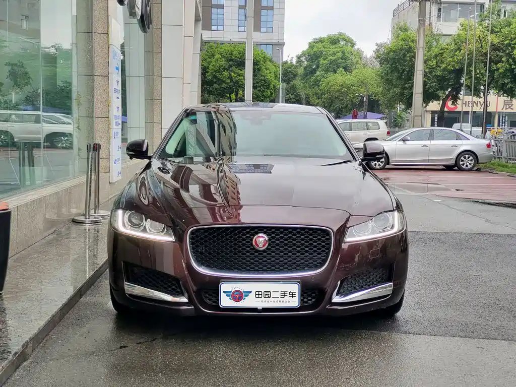 Jaguar XFL — миниатюра 2