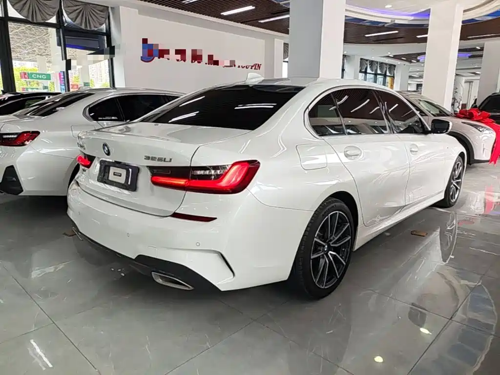 BMW 3 Series — миниатюра 7
