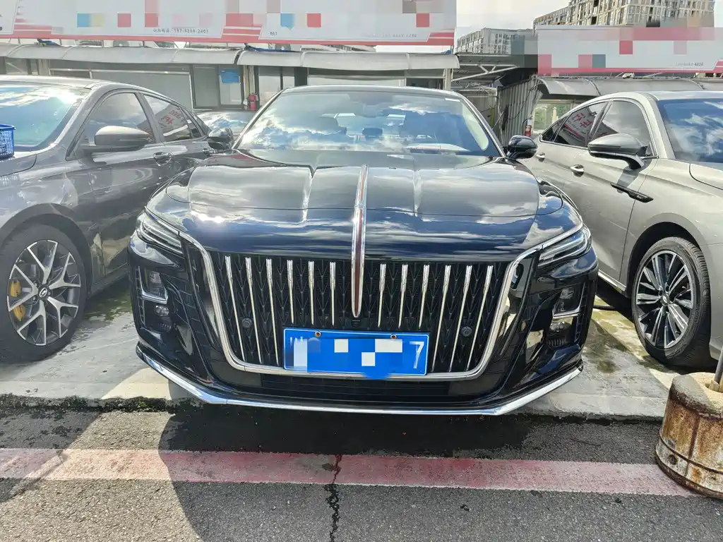 Hongqi Hongqi H5 — миниатюра 2