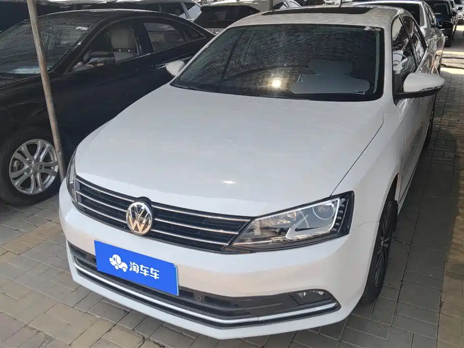 Volkswagen Sagitar 2017