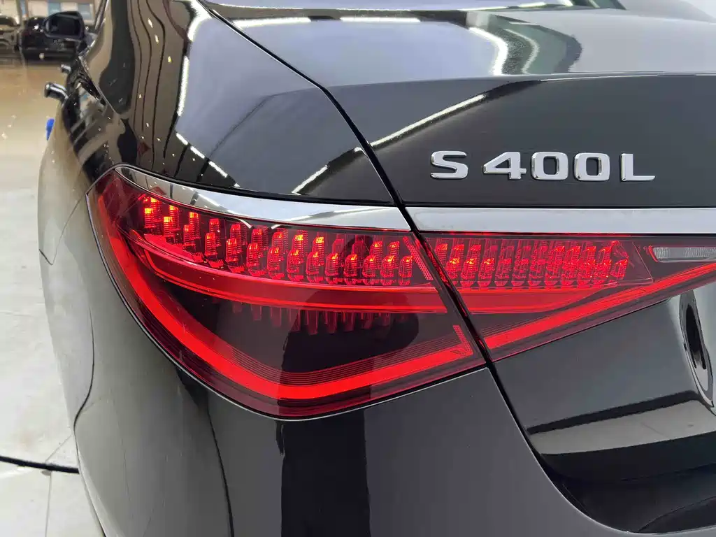 MERCEDES-BENZ S CLASS