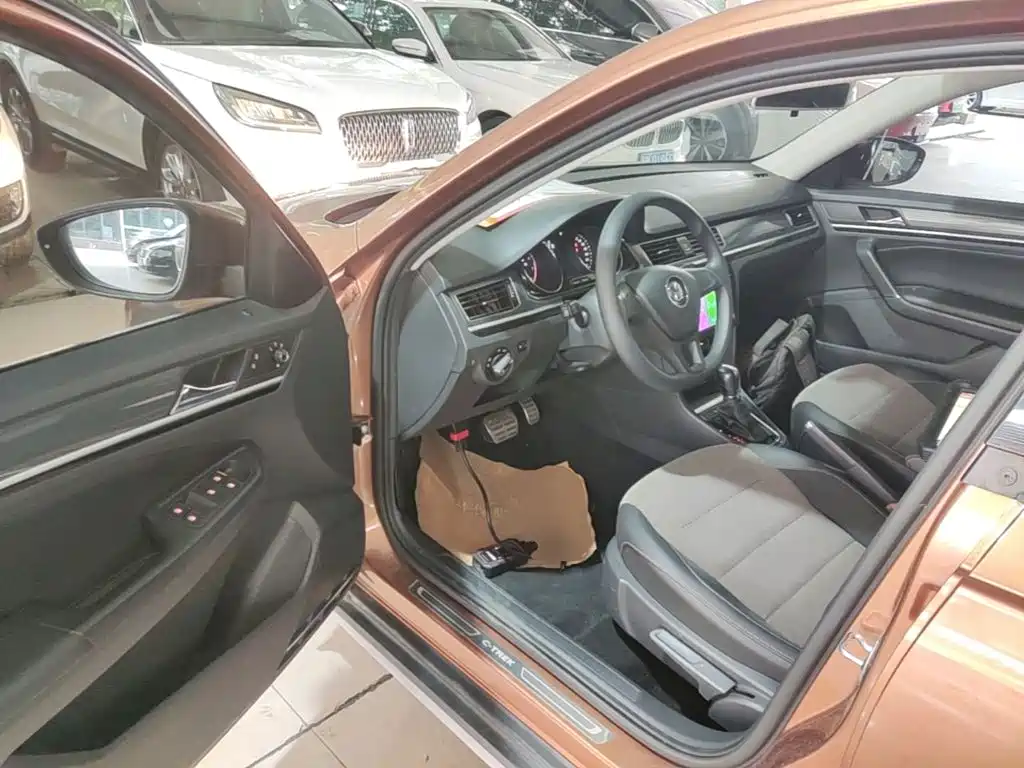 Volkswagen C-Trek — миниатюра 16