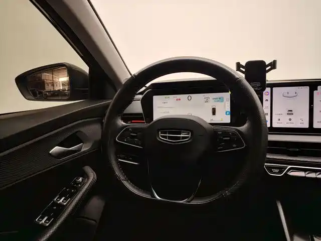 Geely Binrui — миниатюра 11