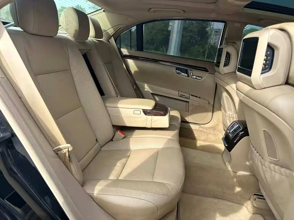 Mercedes-Benz S-Class — миниатюра 7