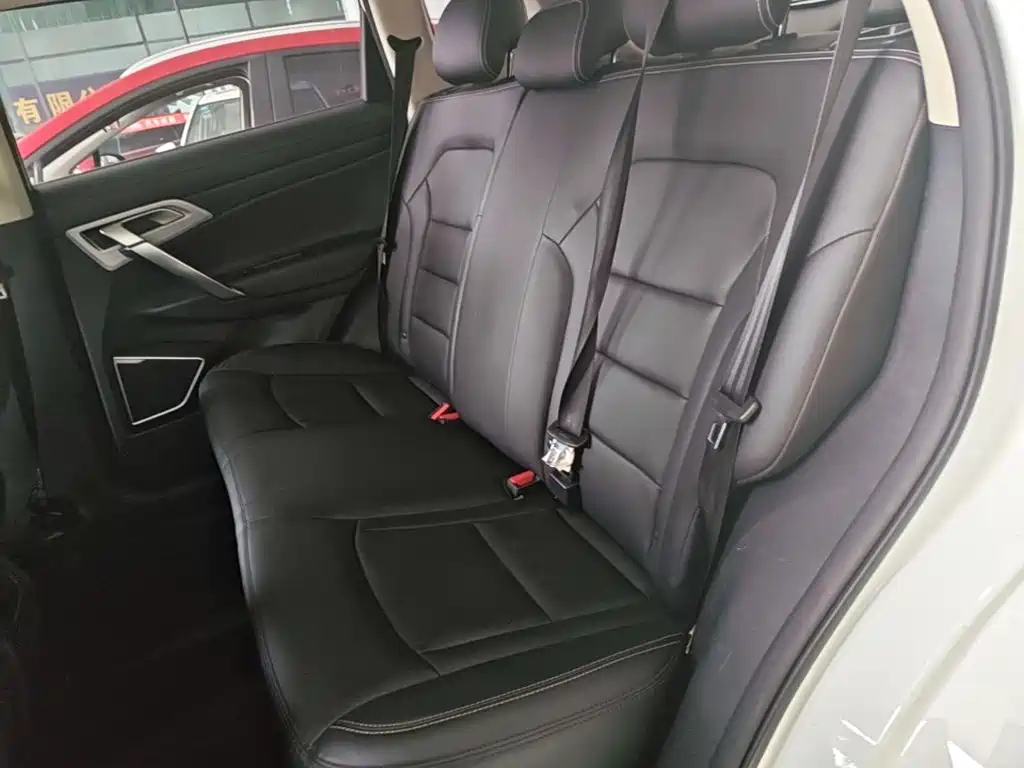 Geely Boyue — миниатюра 17