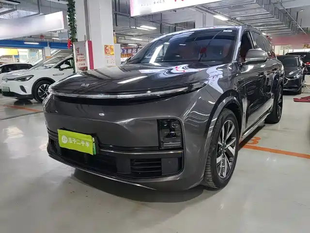 Li Auto L8