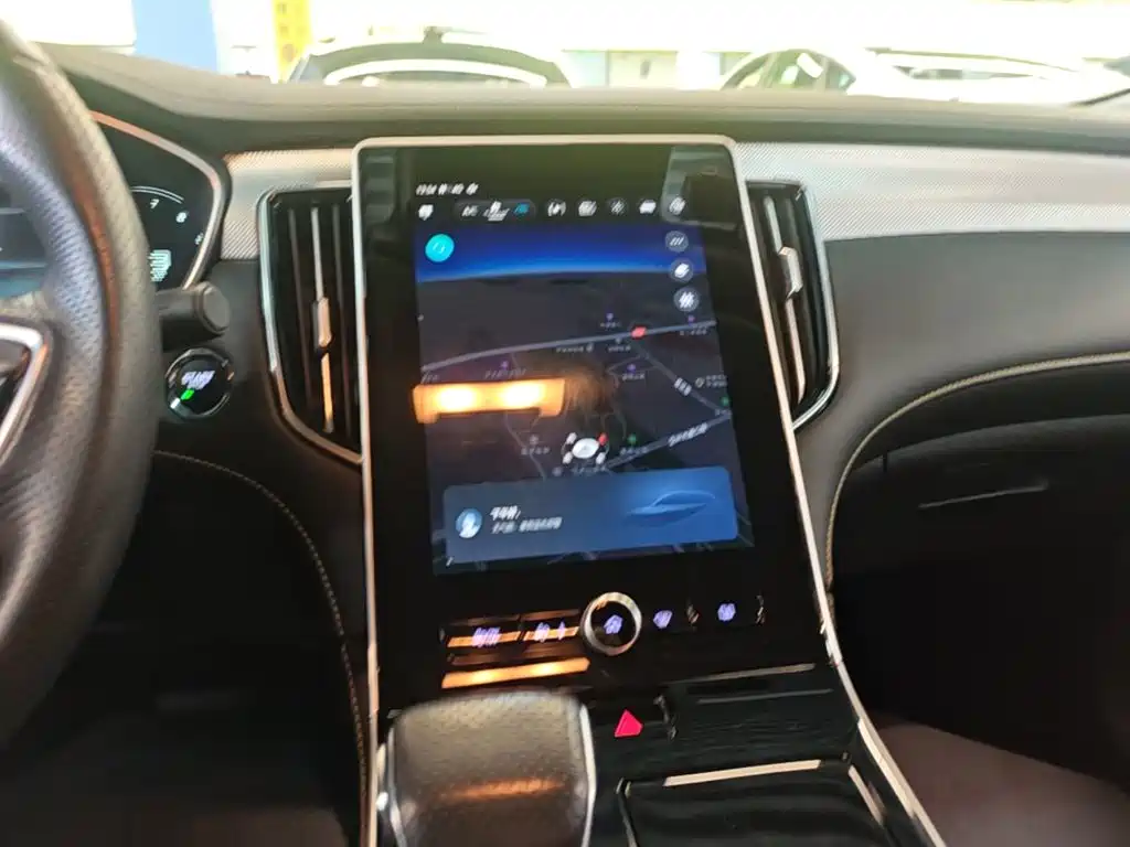 Roewe i6 MAX — миниатюра 13