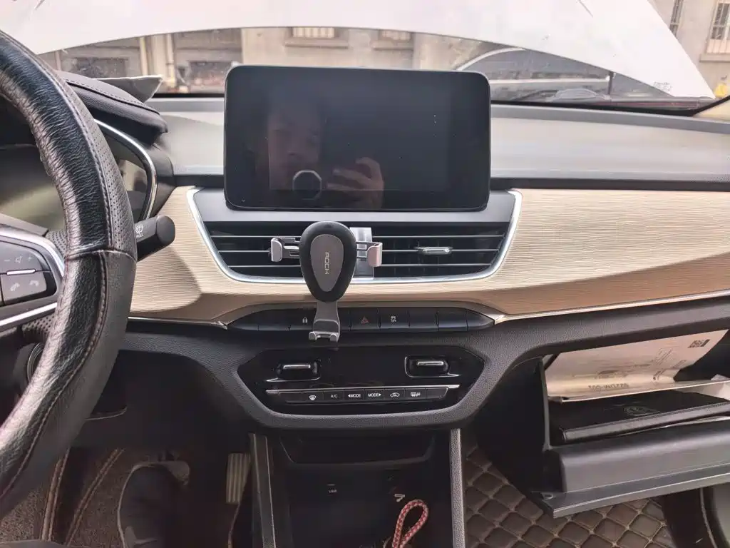 Baojun 360 — миниатюра 6