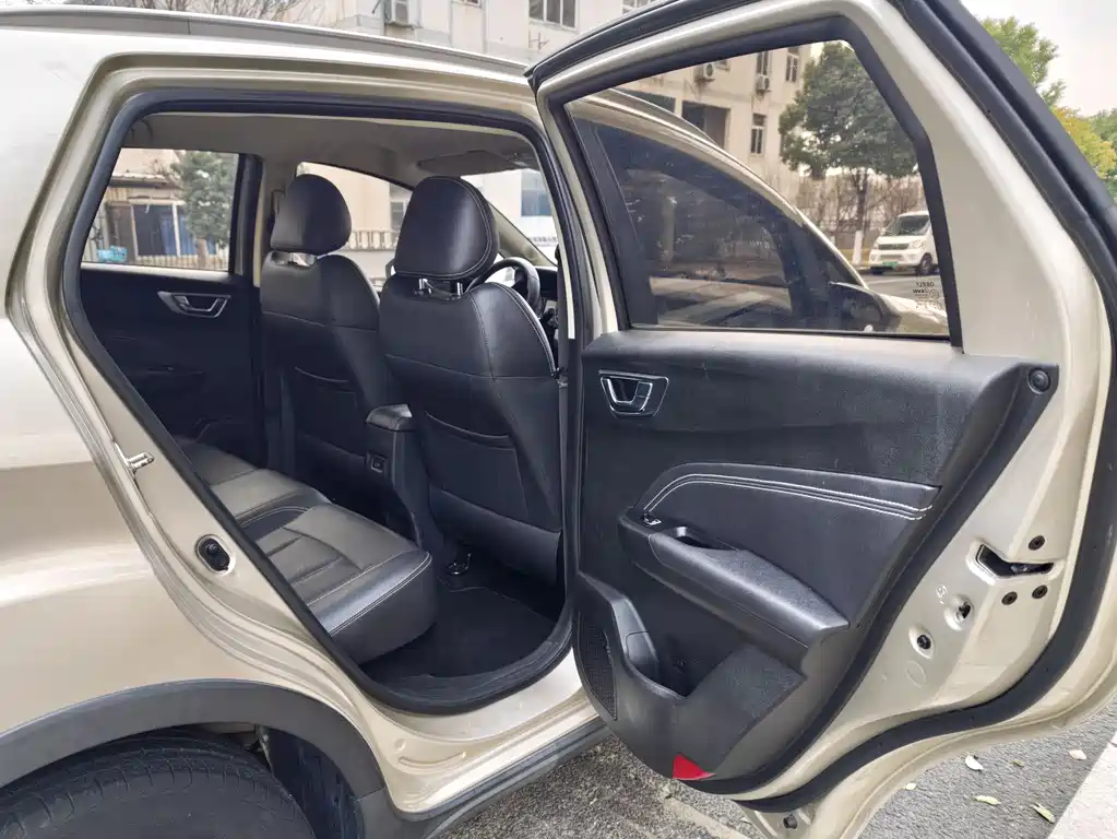 GEELY AUTOMOBILE VISION X3