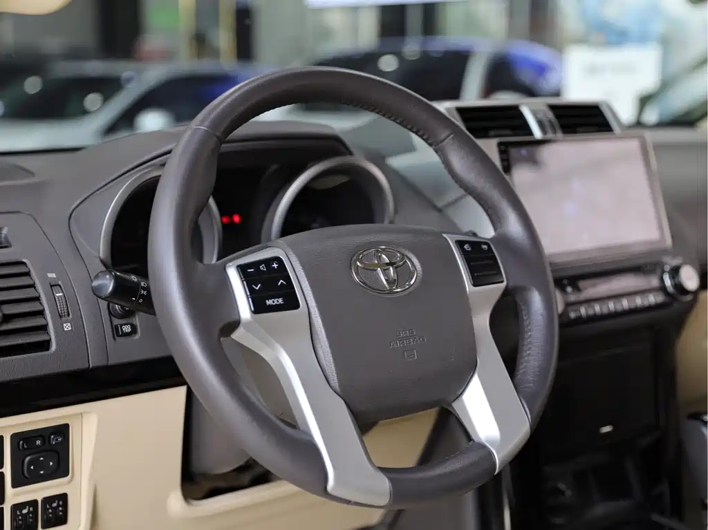 Toyota Land Cruiser Prado 2016 2.7L AT