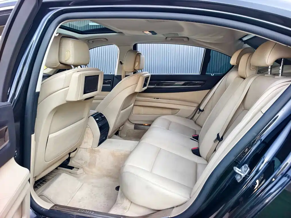 BMW 7 Series 7 2009 730Li Lead