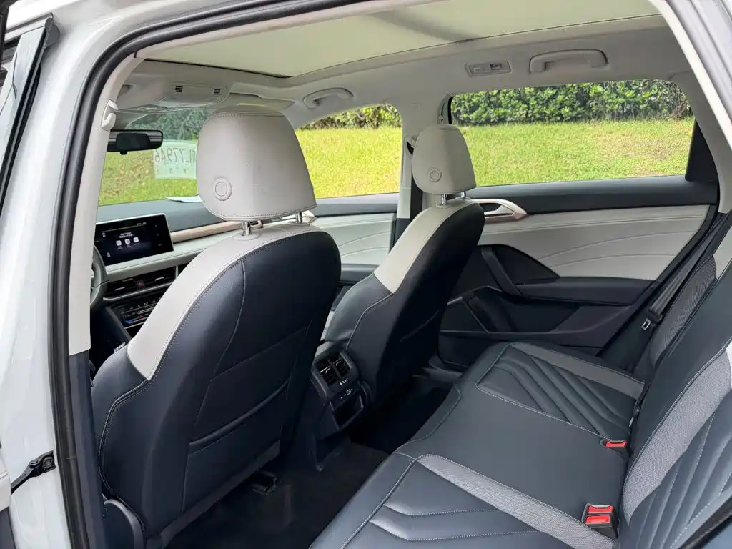 Volkswagen Tharu — миниатюра 11