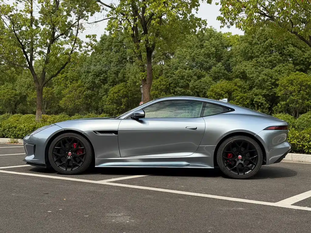 Jaguar F-TYPE — миниатюра 4