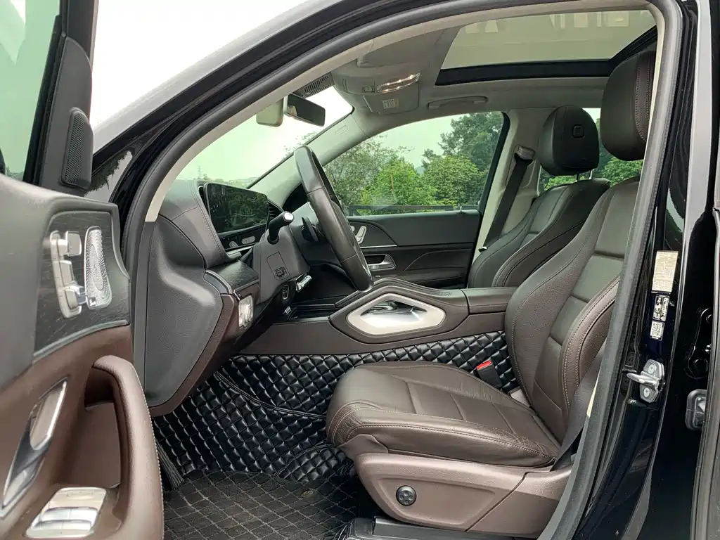 Mercedes-Benz GLE (Import) — миниатюра 14