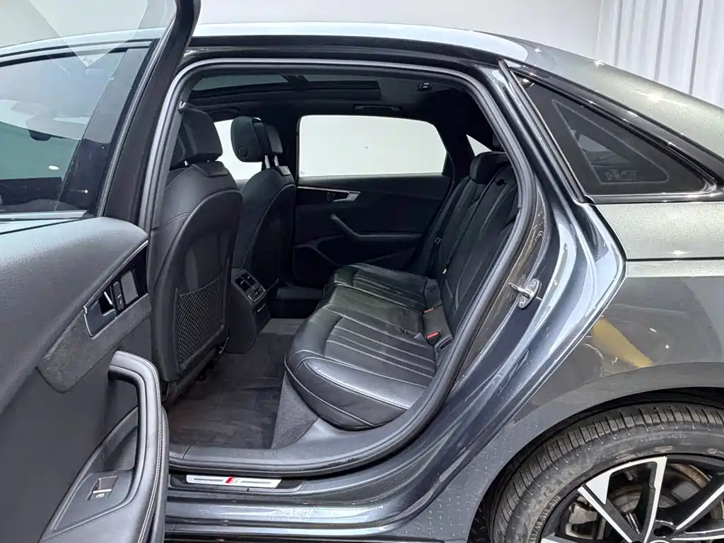 Audi A4L — миниатюра 13