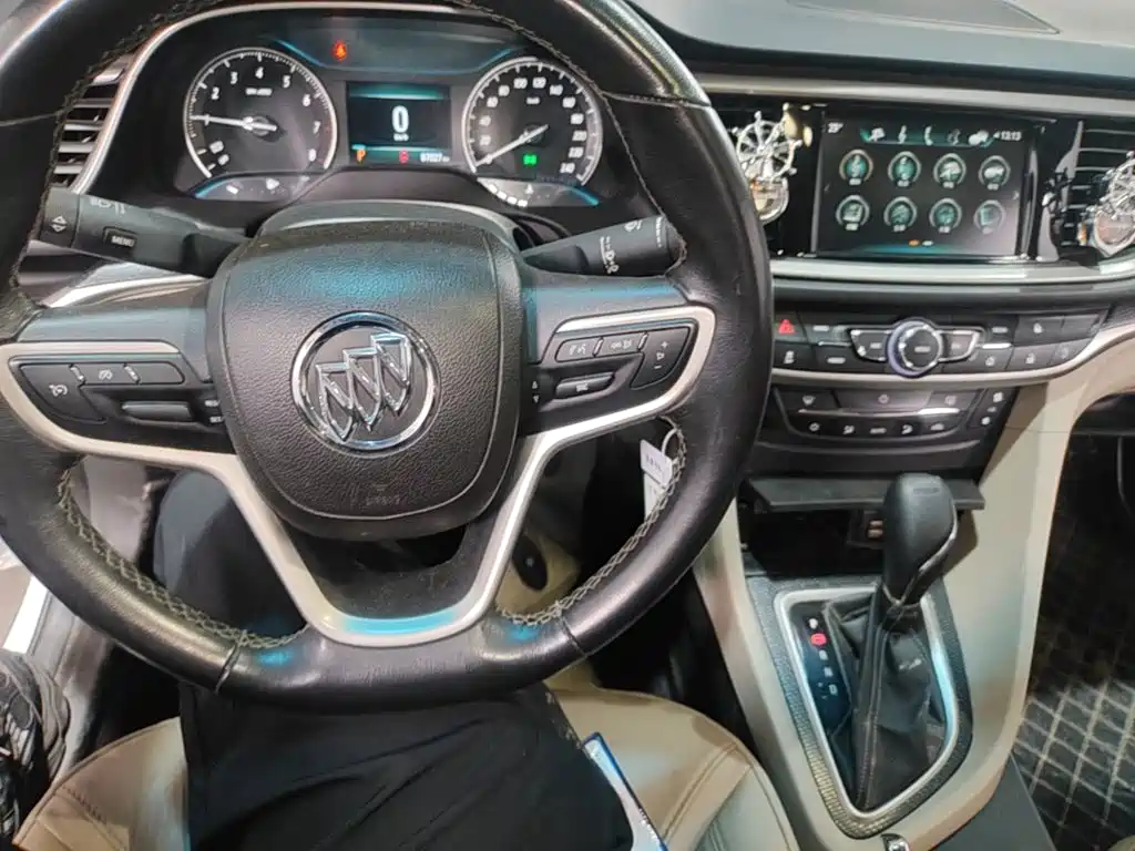 Buick Excelle — миниатюра 10